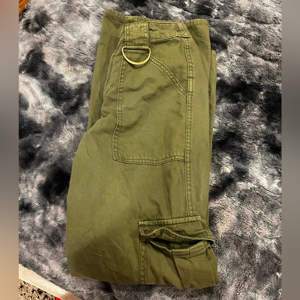 green cargo jeans
